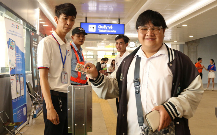 Metro Hà Nội lên phương án hoạt động xuyên giao thừa - Ảnh 2.