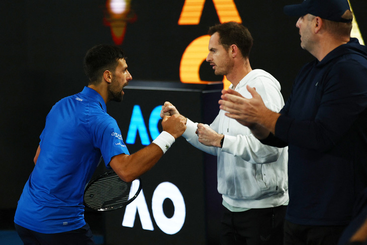 Andy Murray: 'Tôi khá ngượng ngùng vì mối quan hệ với Djokovic' - Ảnh 1.