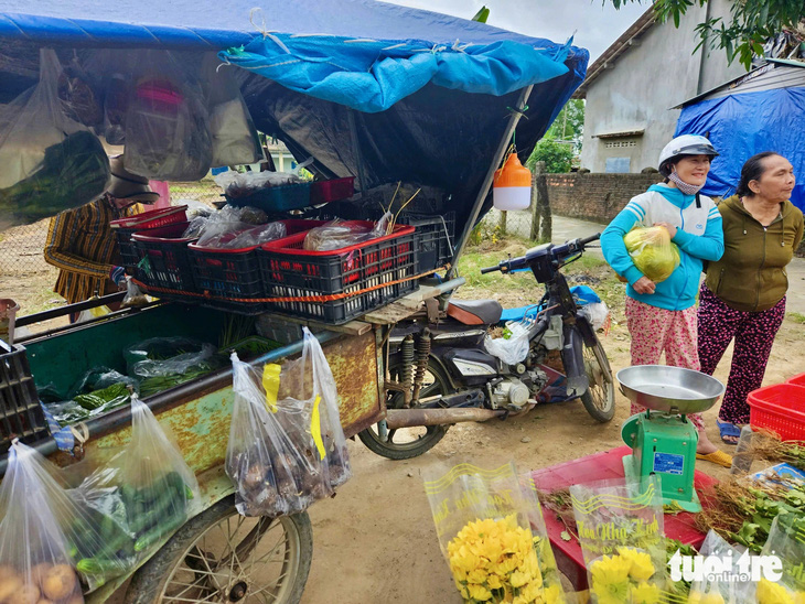 Ba khu chợ độc đáo tại Phú Yên dịp cận Tết khiến du khách thích thú - Ảnh 7.