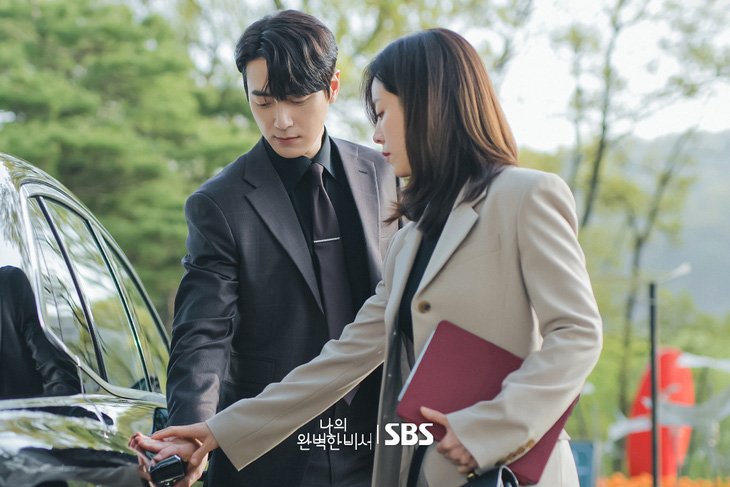 Han Ji Min 'nên duyên' Lee Joon Hyuk trong 'Thư ký hoàn hảo của tôi' - Ảnh 3.