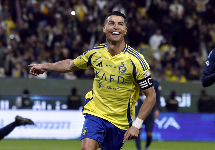 Ronaldo lai ghi bàn và kiến tạo trong chiến thắng của Al Nassr - Ảnh 1.