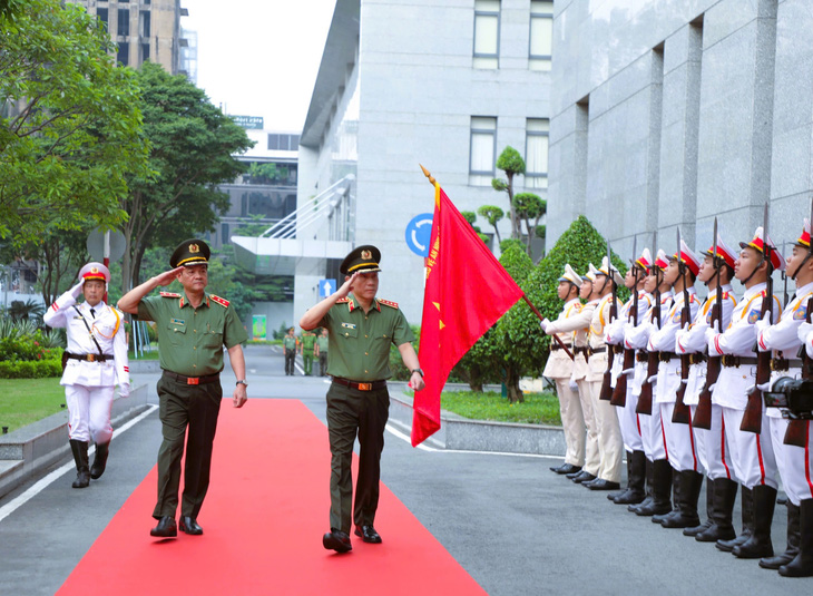 Bộ trưởng Lương Tam Quang: Xử lý án phòng chống tham nhũng phải gắn với bảo vệ cán bộ - Ảnh 1.