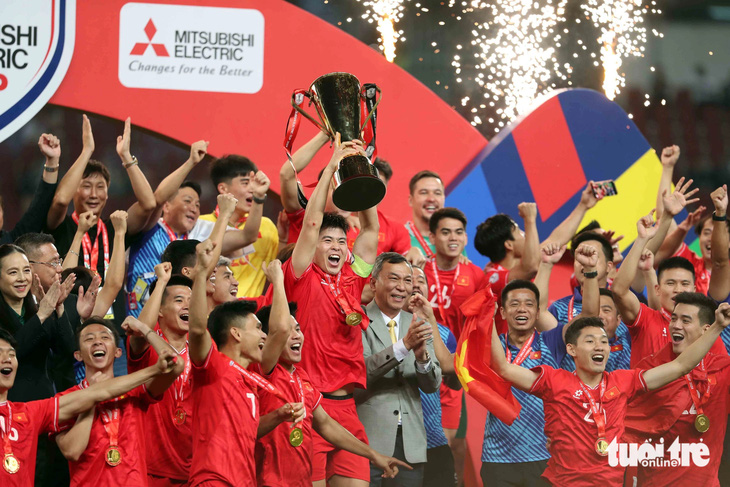 Tuyển Việt Nam nhận gần 23 tỉ đồng sau chức vô địch ASEAN Cup 2024 - Ảnh 1.