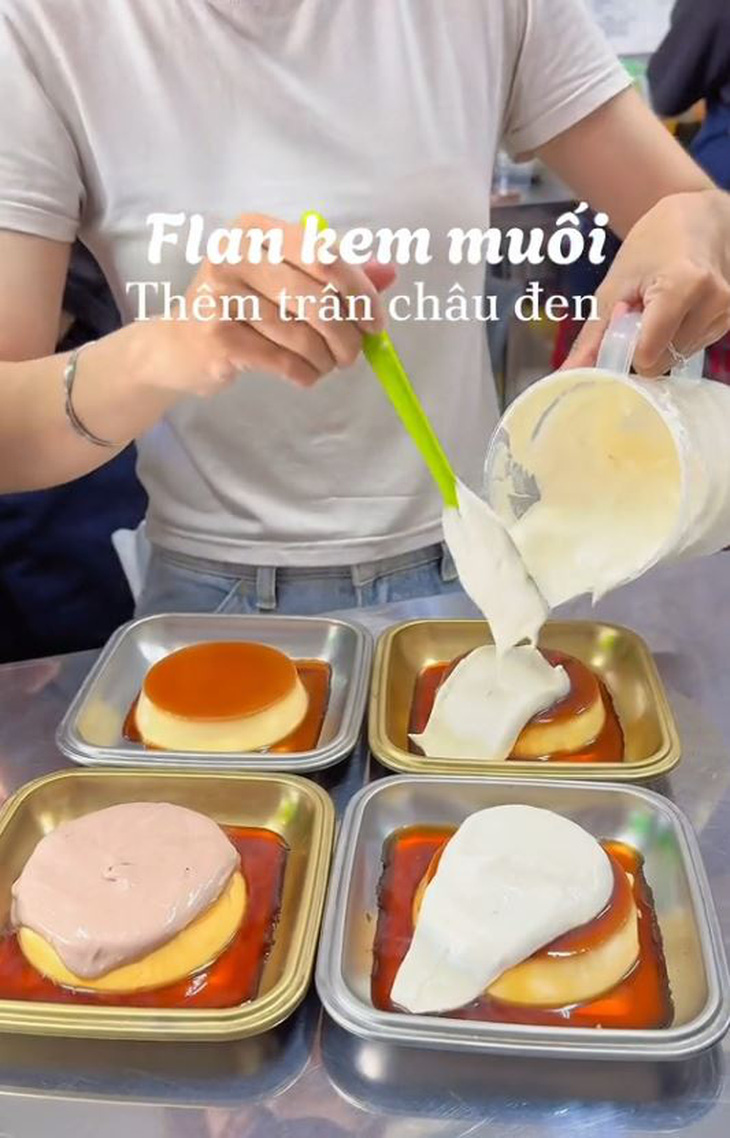 Bánh flan phô mai muối rộn ràng trên chợ mạng - Ảnh 2.