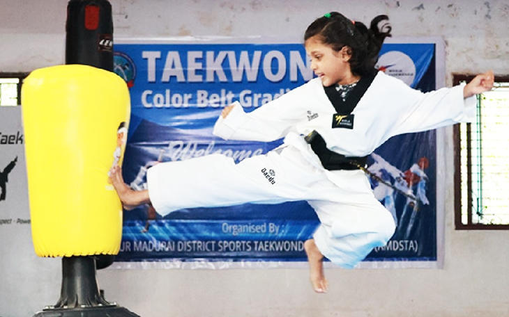 Phụ huynh tố con tập taekwondo bị HLV đánh đập tàn nhẫn - Ảnh 4.