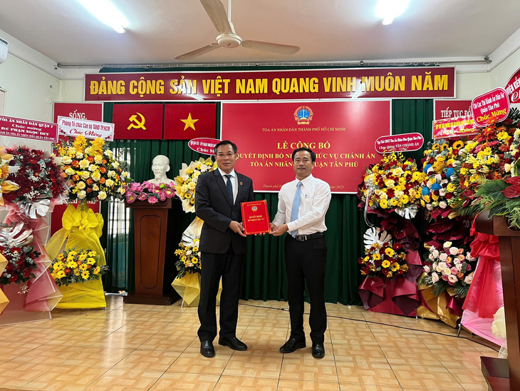 Ông Trần Đăng Tân làm chánh văn phòng TAND TP.HCM, ông Phạm Ngọc Duy làm chánh án TAND Tân Phú - Ảnh 2.