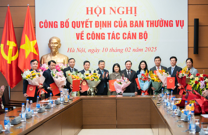 Công bố quyết định của Ban Thường vụ Đảng ủy Quốc hội về công tác cán bộ - Ảnh 3.