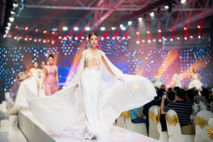 Thái Tuấn Fashion Show quy tụ dàn siêu mẫu đình đám - Ảnh 1.