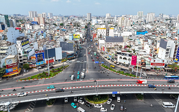 TOD Hàng Xanh đến cầu Bình Triệu: Sẽ hết kẹt xe, ngập nước và còn gì nữa? - Ảnh 2.