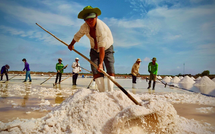 Chủ tịch Bạc Liêu: Cam kết nói không với các chi phí không chính thức cho doanh nghiệp - Ảnh 2.