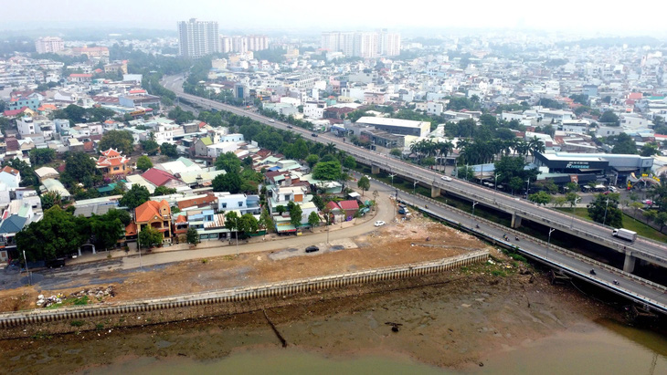 Dự án đường ven sông Đồng Nai: 5,2km đường, hơn 3 năm dự án chưa xong - Ảnh 9.