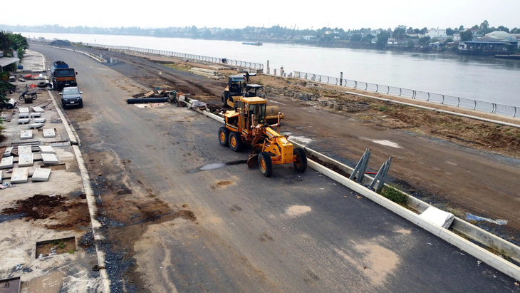 Dự án đường ven sông Đồng Nai: 5,2km đường, hơn 3 năm dự án chưa xong - Ảnh 12.