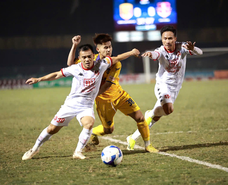 Đình Triệu cùng CLB Hải Phòng gục ngã ở ‘chung kết ngược’ V-League - Ảnh 1.