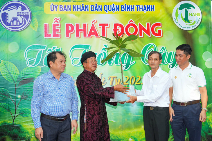 Lễ hội Khai hạ - Cầu an tại lăng Lê Văn Duyệt, mong vạn vật phát triển thái hoà - Ảnh 7.