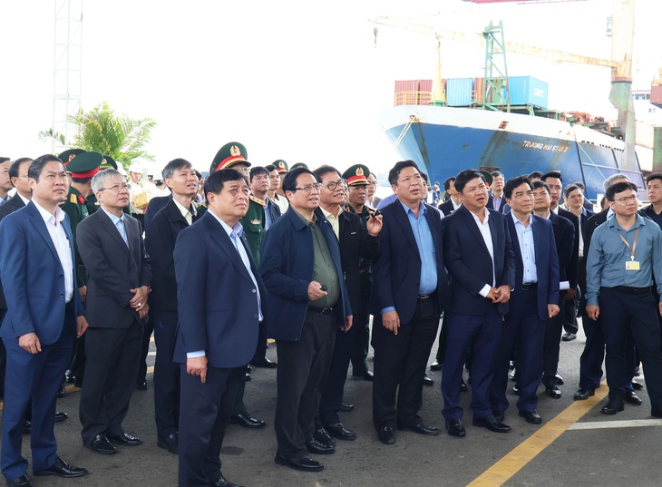Thủ tướng đặt băn khoăn chuyện cán bộ Quảng Nam mà về Đà Nẵng ở! - Ảnh 2.