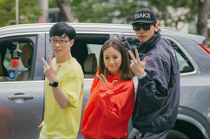 Yoo Jae Suk (ngoài cùng bên trái) và Lee Hyori (giữa) có độ phổ biến rộng rãi trong năm 2020