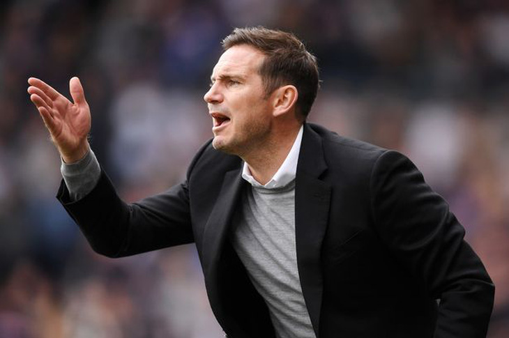 HLV Lampard đang đứng trước nguy cơ bị sa thải. Ảnh: Getty.