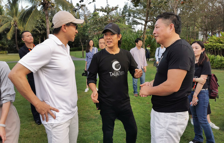 Vương Chiêm Hải gây tiếng vang khi cùng tỷ phú Jack Ma và Lý Liên Kiệt hợp tác để mở học viện Thái Cực.