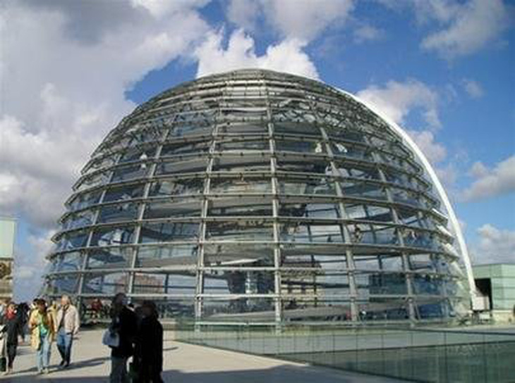 Nhà Quốc hội Đức - kết hợp kiến trúc độc đáo