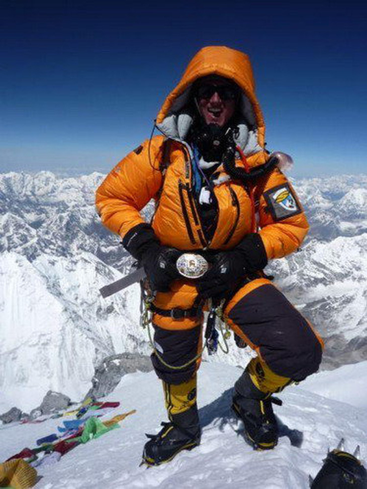 Chàng trai 17 tuổi chinh phục đỉnh Everest