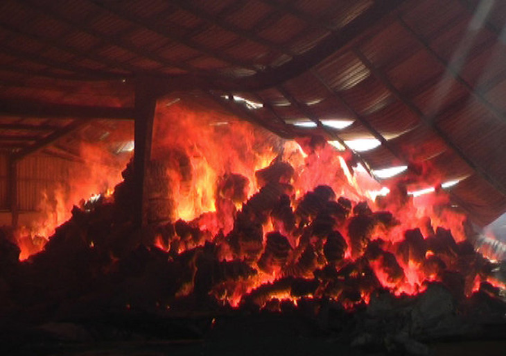 Cháy lớn tại công ty dệt sợi trong KCN Tam Phước