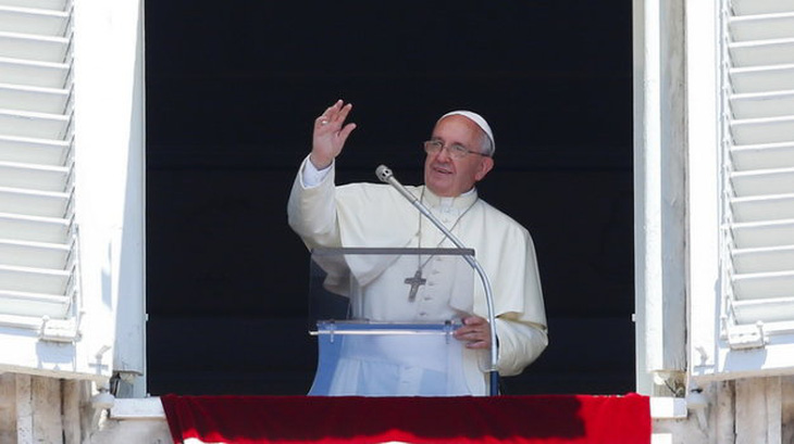 Giáo hoàng xin lỗi nạn nhân bị linh mục tấn công tình dục