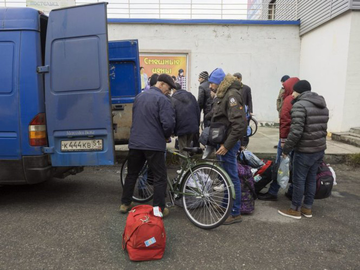 Dân Syria đạp xe từ Nga qua Na Uy để tị nạn