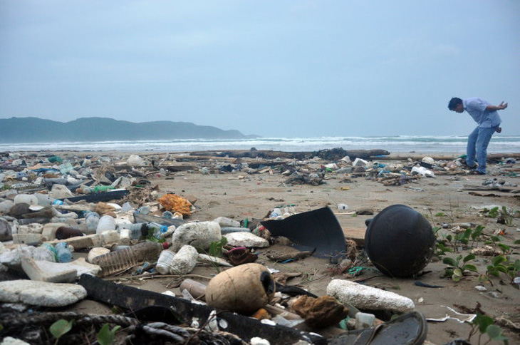 Côn Đảo nguy cơ thành bãi rác đại dương