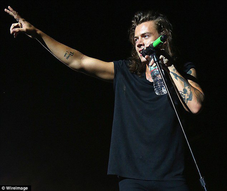 Jay Z ủng hộ Harry Styles rời One Direction để hát riêng