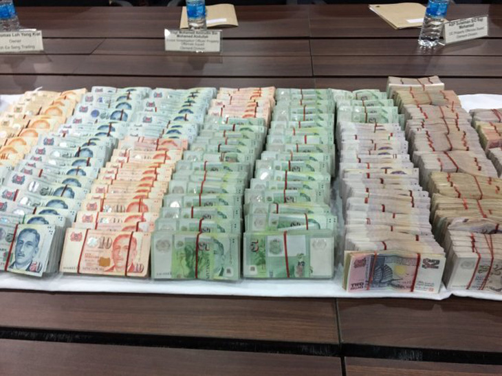 Hai người Việt bị bắt ở Singapore vì trộm 500.000 đôla
