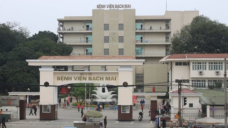 Bệnh viện Bạch Mai chưa tìm được chỗ giữ xe máy