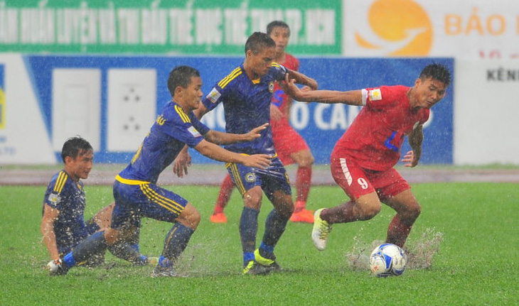 Đồng Nai và Phú Yên rút lui khỏi Giải hạng nhất 2017 vì thiếu kinh phí