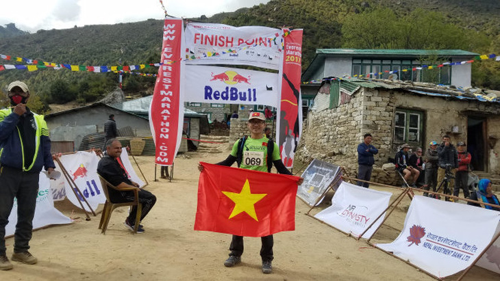 “Siêu nhân” chinh phục Everest marathon
