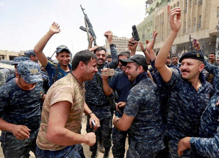 Mất biểu tượng sức mạnh Mosul, IS đến ngày tàn?