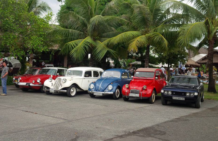 Saigon Classic Car Club: xe cổ Sài Gòn hội tụ