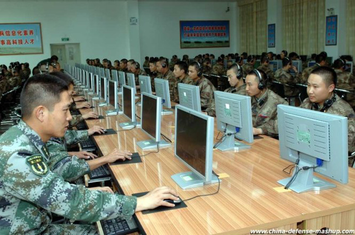 Bắc Kinh hốt hoảng vì binh lính mê chơi game