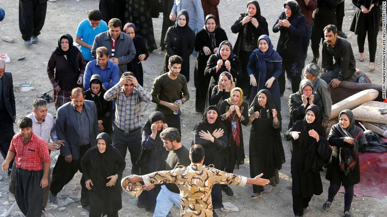 Nhiều ngôi làng ở Iran biến mất sau động đất - Ảnh 6.