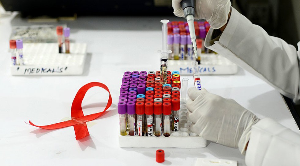 Tràn trề hi vọng về một ngày hết còn sợ HIV/AIDS - Ảnh 1. Tràn trề hi vọng về một ngày hết còn sợ HIV/AIDS - Ảnh 1.
