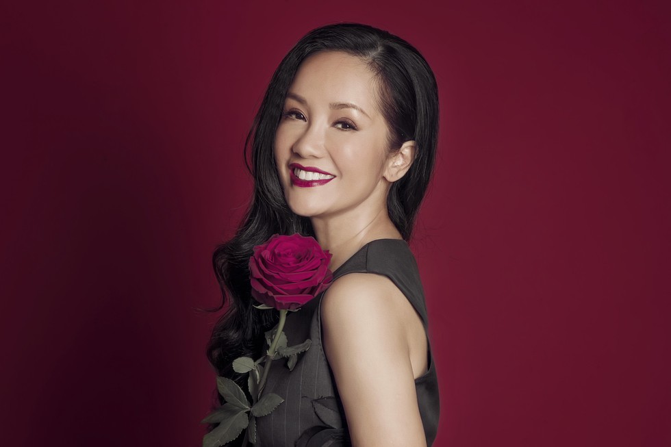 Hồng Nhung: diva chẳng cần hát nhạc diva - Ảnh 11. Hồng Nhung: diva chẳng cần hát nhạc diva - Ảnh 11.