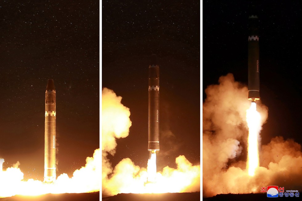 Tên lửa Hwasong-15 của Triều Tiên đáng gờm cỡ nào? - Ảnh 4. Tên lửa Hwasong-15 của Triều Tiên đáng gờm cỡ nào? - Ảnh 4.