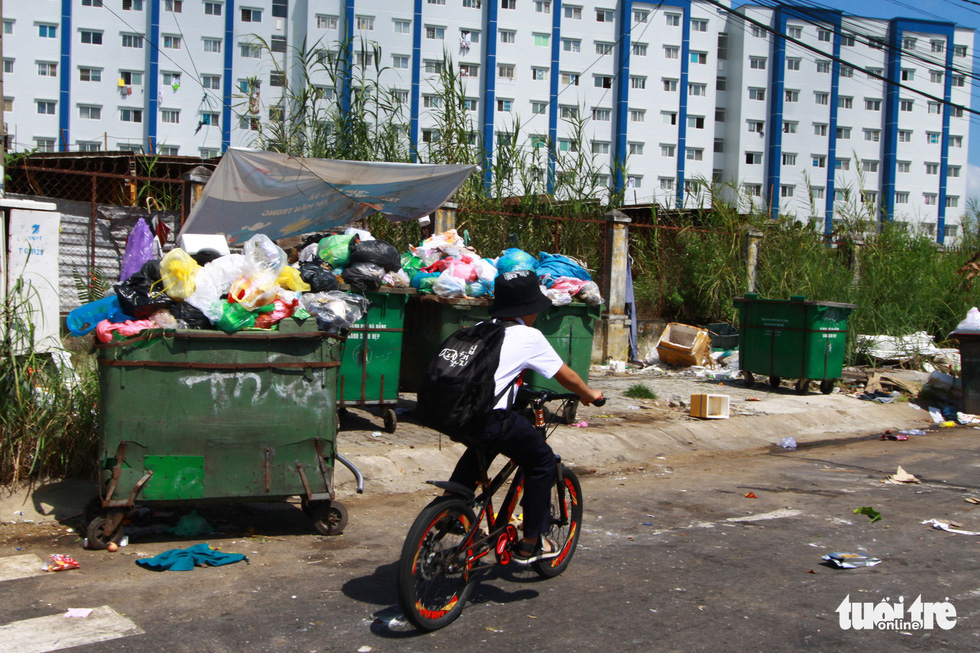 Dân Đà Nẵng ta thán chuyện rác - Ảnh 1.