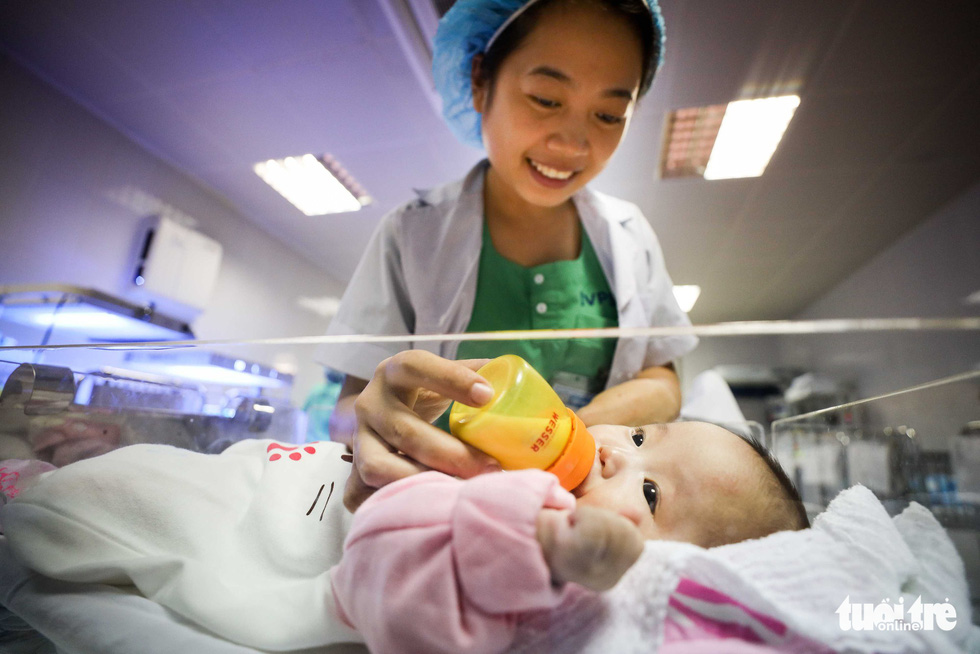 Bé Gái đang chờ mẹ... - Ảnh 5. Bé Gái đang chờ mẹ... - Ảnh 5.