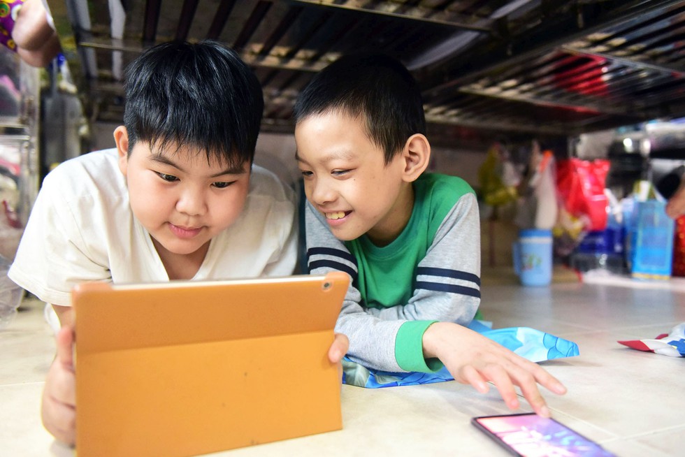 Con chỉ bị mất một chân thôi, con còn một chân mà? - Ảnh 10. Con chỉ bị mất một chân thôi, con còn một chân mà? - Ảnh 10.
