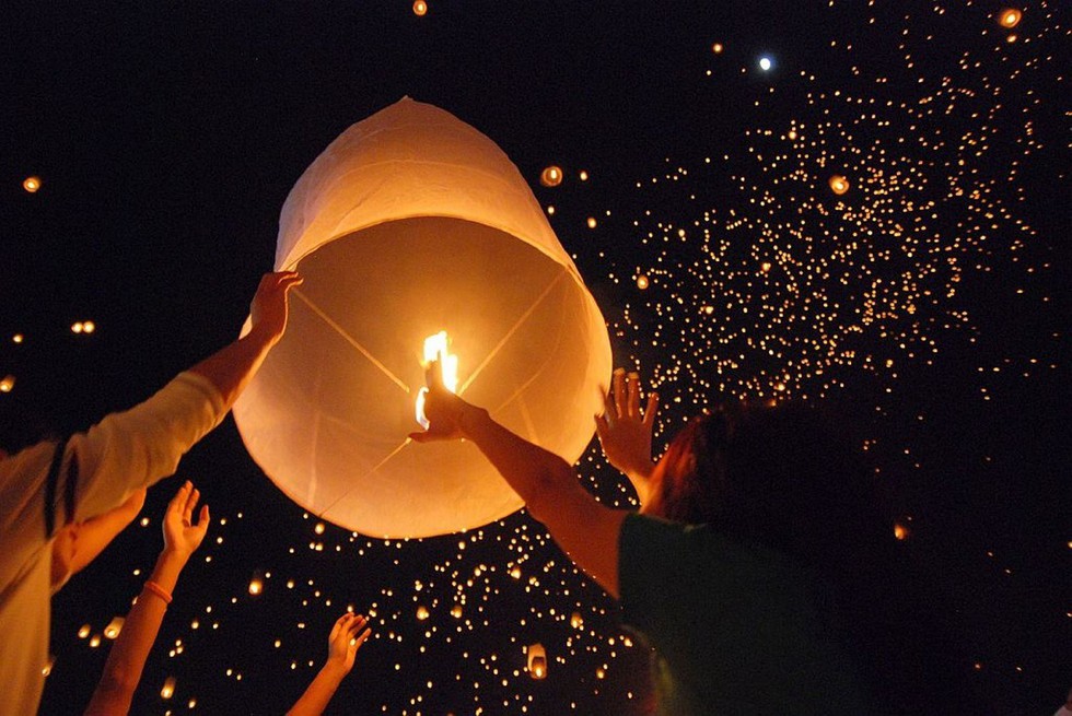 Loi Krathong - lễ hội cổ và lung linh nhất của Thái Lan - Ảnh 1.