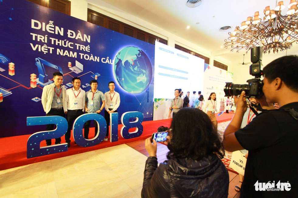 Khai mạc diễn đàn Trí thức trẻ Việt Nam toàn cầu lần thứ I - Ảnh 4. Khai mạc diễn đàn Trí thức trẻ Việt Nam toàn cầu lần thứ I - Ảnh 4.