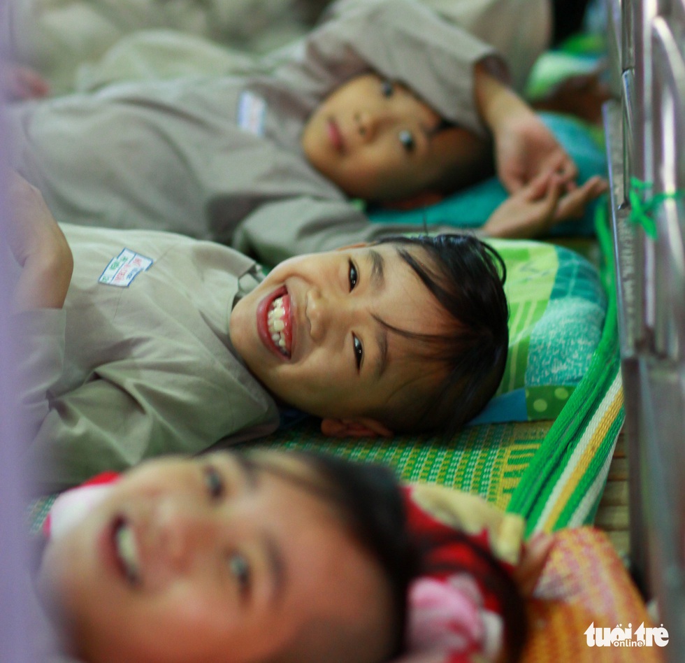 Nụ cười trẻ thơ vang trong ngôi chùa nhỏ sâu hút thôn - Ảnh 4. Nụ cười trẻ thơ vang trong ngôi chùa nhỏ sâu hút thôn - Ảnh 4.