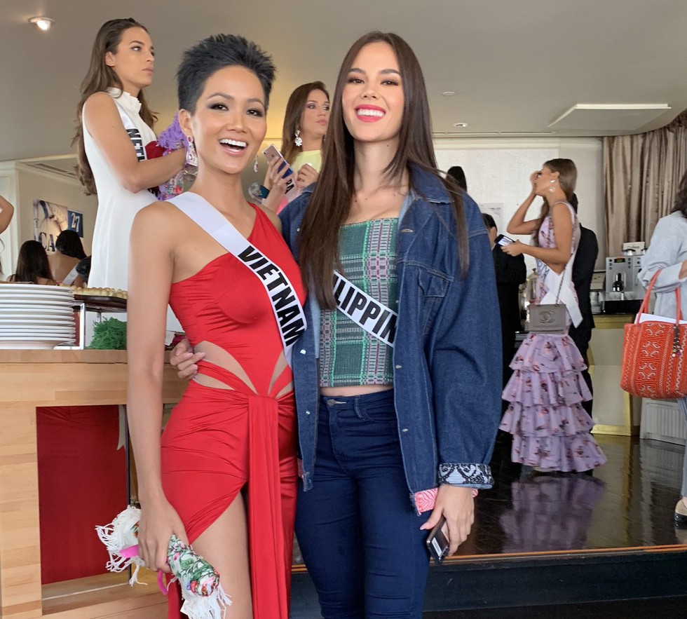 Xem lại hành trình của HHen Niê đến top 5 Miss Universe - Ảnh 5. Xem lại hành trình của HHen Niê đến top 5 Miss Universe - Ảnh 5.