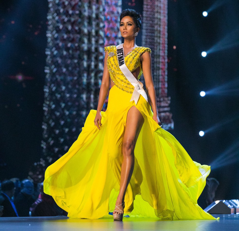 Sau Miss Universe, H’Hen Niê: Hen đã nhận được quá nhiều rồi! - Ảnh 9. Sau Miss Universe, H’Hen Niê: Hen đã nhận được quá nhiều rồi! - Ảnh 9.