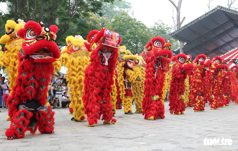 108 con lân nhả 108 chữ Tài - Lộc chúc phúc năm mới - Ảnh 5. 108 con lân nhả 108 chữ Tài - Lộc chúc phúc năm mới - Ảnh 5.