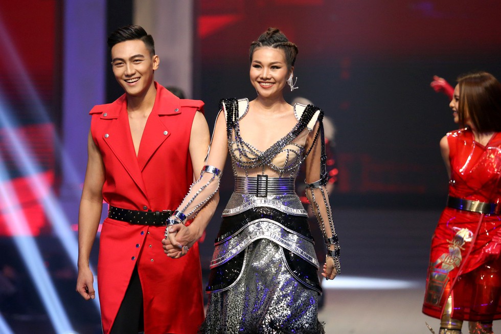 VTV cắt sóng chung kết The Face 2018 vì... nói quá nhiều - Ảnh 7. VTV cắt sóng chung kết The Face 2018 vì... nói quá nhiều - Ảnh 7.